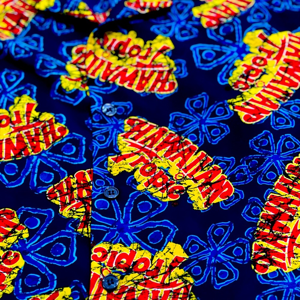 VINTAGE Hawaiian Tropic short sleeve button down